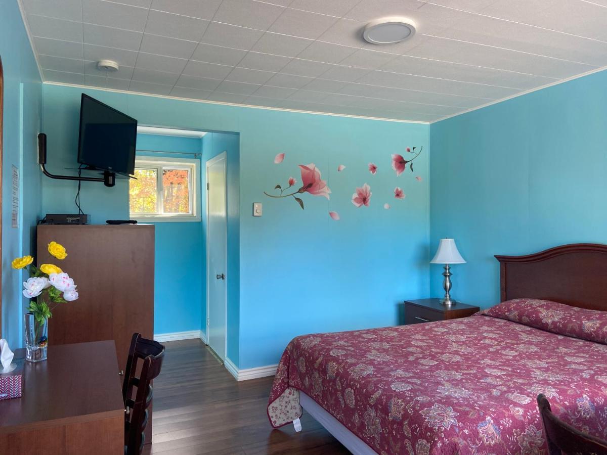 Motel Des Erables Coteau-du-Lac Экстерьер фото