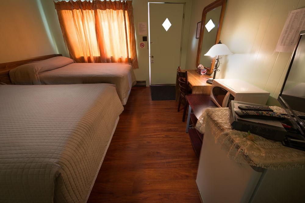Motel Des Erables Coteau-du-Lac Экстерьер фото